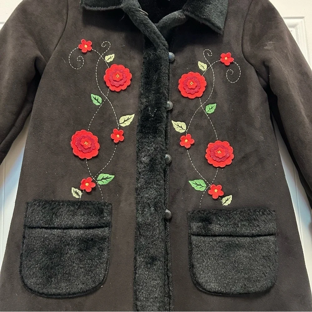 Children’s Place Girls Black Faux Fur Floral Embroidered Coat SZ 7/8